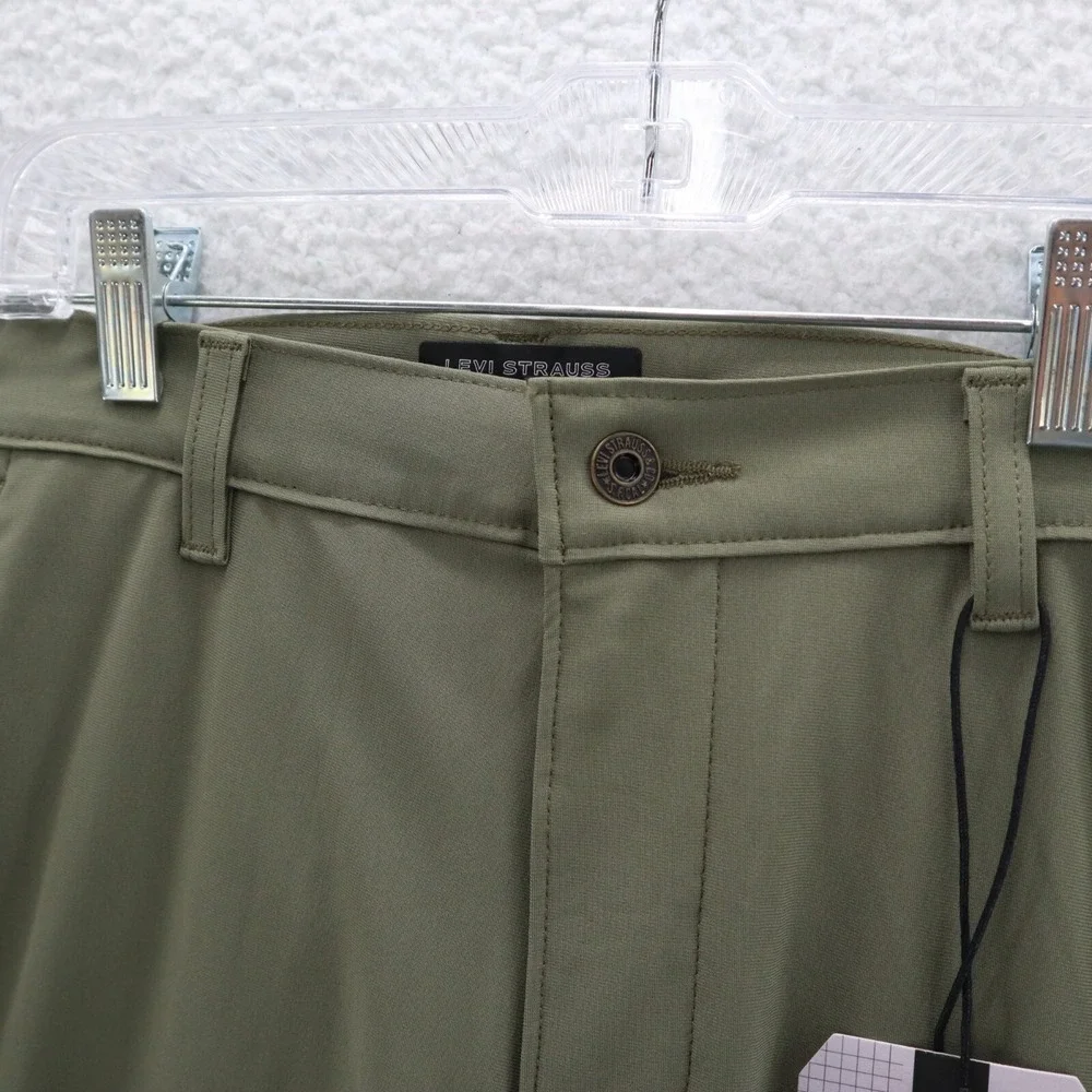 Levis levis pants